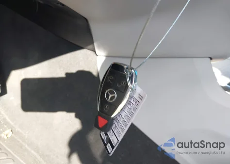 2013 Mercedes-Benz Gl 450 4Matic z USA, uszkodzony, nr VIN 4JGDF7CE5DA150116